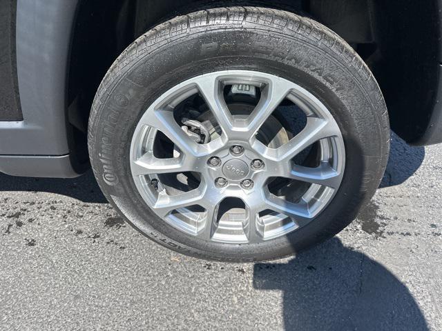used 2022 Jeep Compass car, priced at $23,000