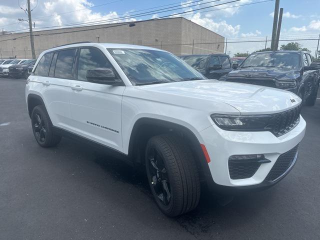 new 2024 Jeep Grand Cherokee car, priced at $43,587