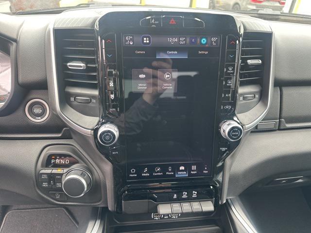 new 2025 Ram 1500 car, priced at $53,575
