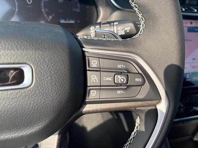 new 2025 Jeep Grand Cherokee car, priced at $42,441