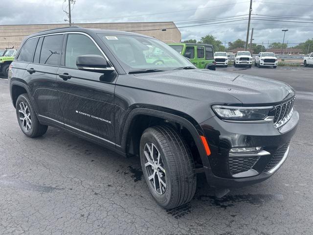 new 2025 Jeep Grand Cherokee car, priced at $46,800