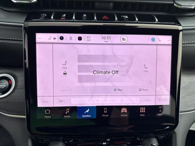 new 2025 Jeep Grand Cherokee car, priced at $49,142