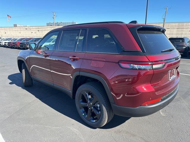 new 2025 Jeep Grand Cherokee car, priced at $52,810