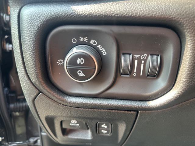 new 2025 Ram 1500 car, priced at $58,431