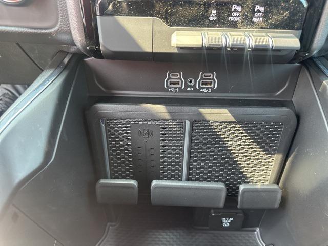 new 2025 Ram 1500 car, priced at $58,431