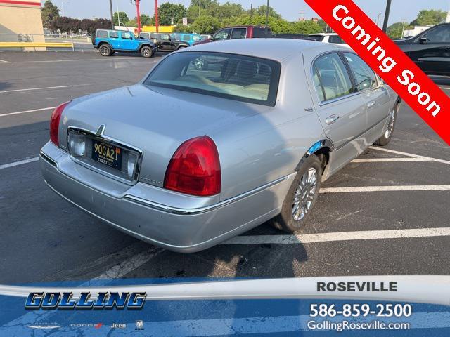 used 2007 Lincoln Town Car car, priced at $6,995