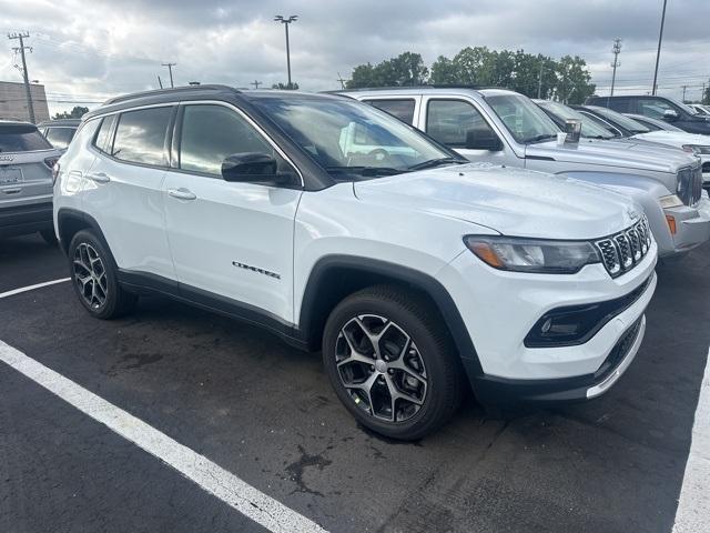 new 2024 Jeep Compass car, priced at $31,340