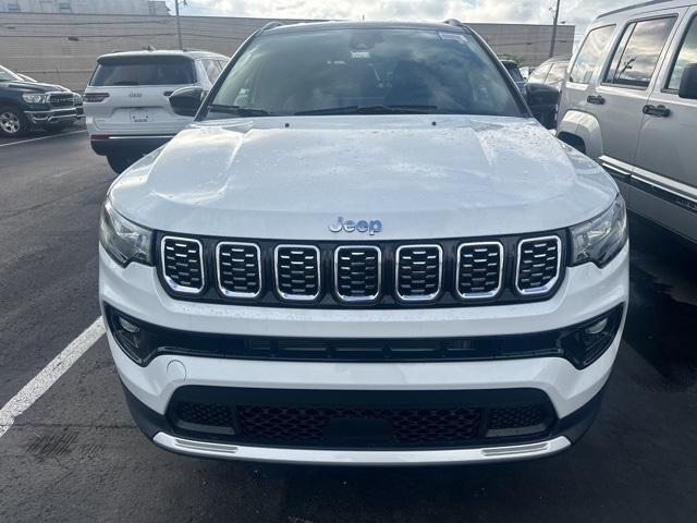 new 2024 Jeep Compass car, priced at $31,340