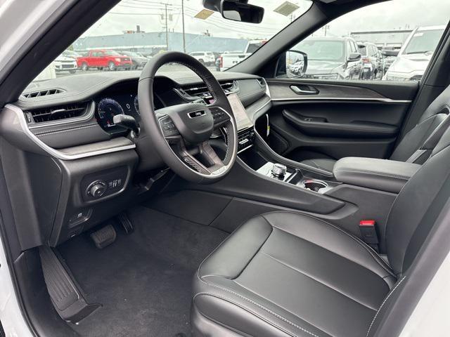 new 2025 Jeep Grand Cherokee L car, priced at $45,999