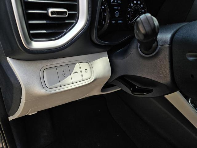 used 2022 Hyundai Venue car, priced at $19,000
