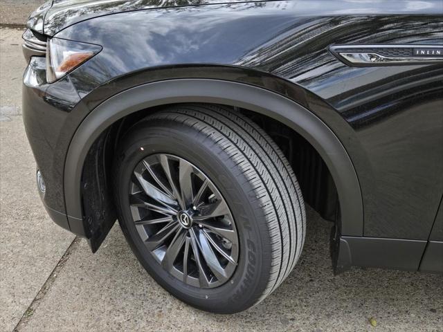 new 2025 Mazda CX-70 car, priced at $41,949