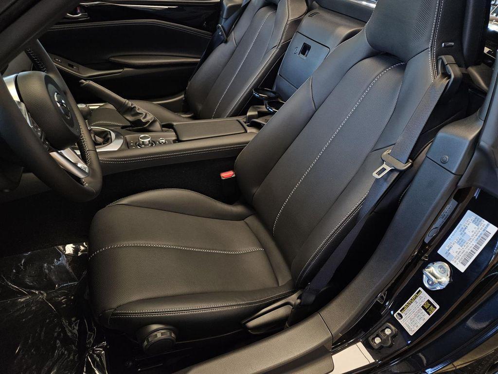 new 2025 Mazda MX-5 Miata RF car, priced at $39,205