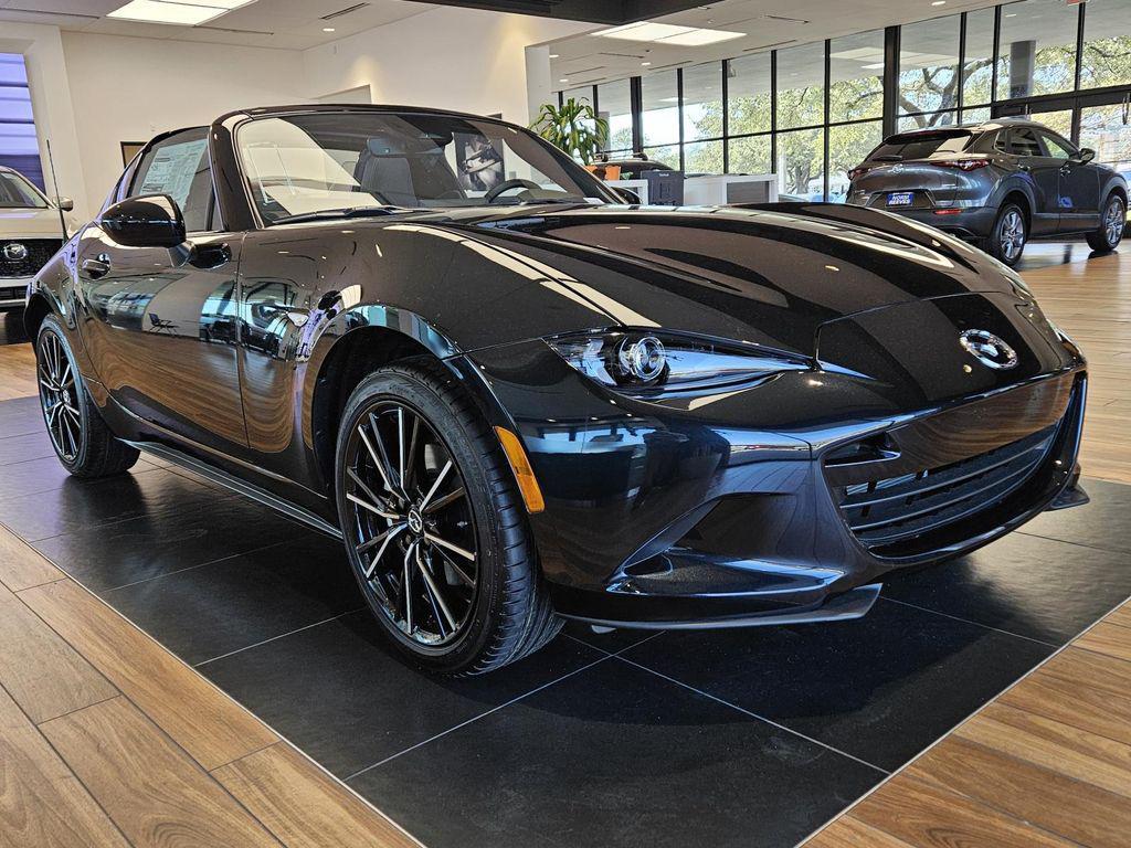 new 2025 Mazda MX-5 Miata RF car, priced at $39,205