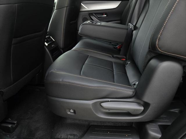 new 2025 Mazda CX-90 car, priced at $42,091