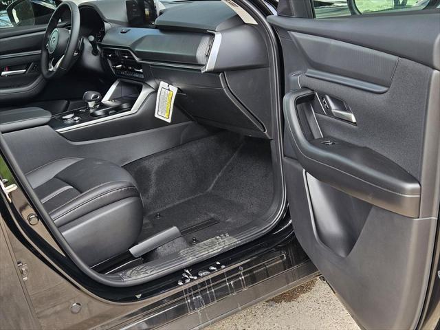 new 2025 Mazda CX-90 car, priced at $38,689