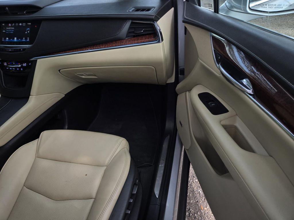 used 2017 Cadillac XT5 car, priced at $17,975