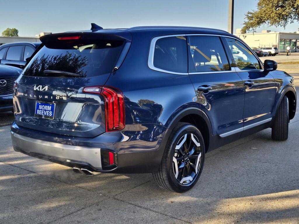 used 2025 Kia Telluride car, priced at $36,500