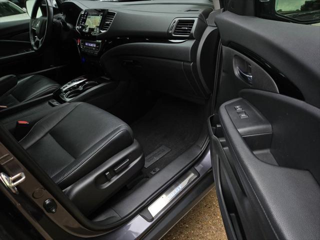 used 2020 Honda Pilot car, priced at $31,000