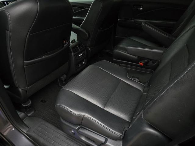 used 2020 Honda Pilot car, priced at $31,000