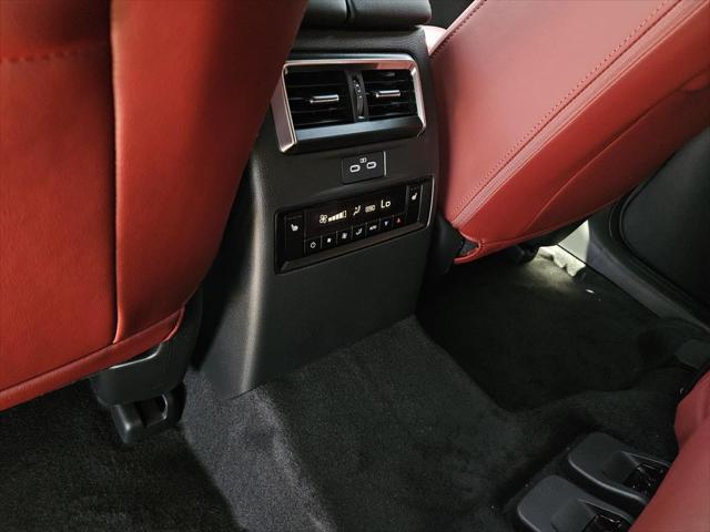 new 2025 Mazda CX-70 car, priced at $53,730