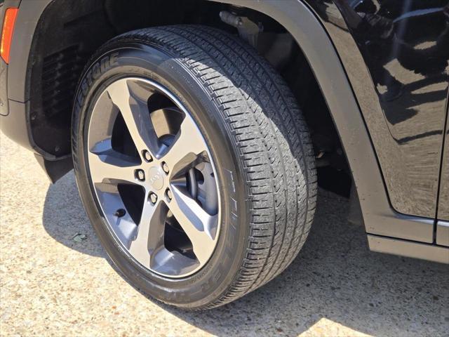 used 2022 Jeep Grand Cherokee 4xe car, priced at $32,900