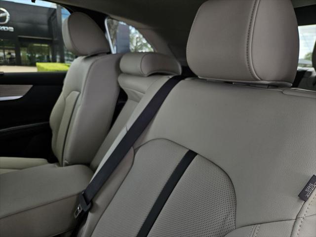 new 2025 Mazda CX-90 car, priced at $41,911