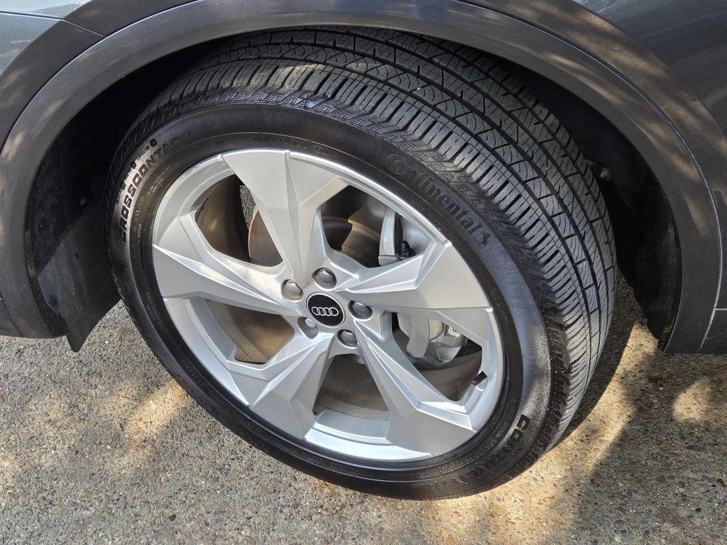 used 2023 Audi Q5 car, priced at $27,300
