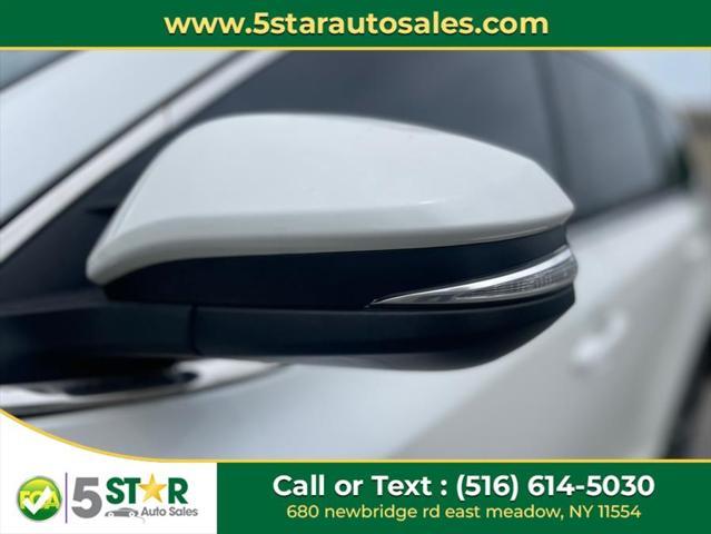 used 2019 Toyota Highlander car, priced at $19,650