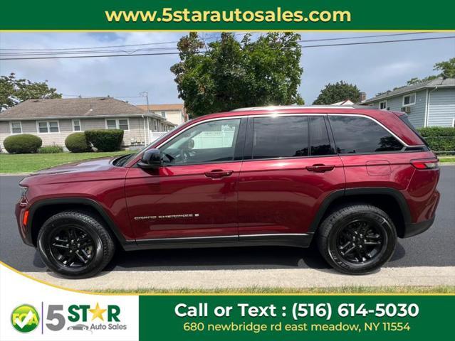 used 2022 Jeep Grand Cherokee car, priced at $23,800