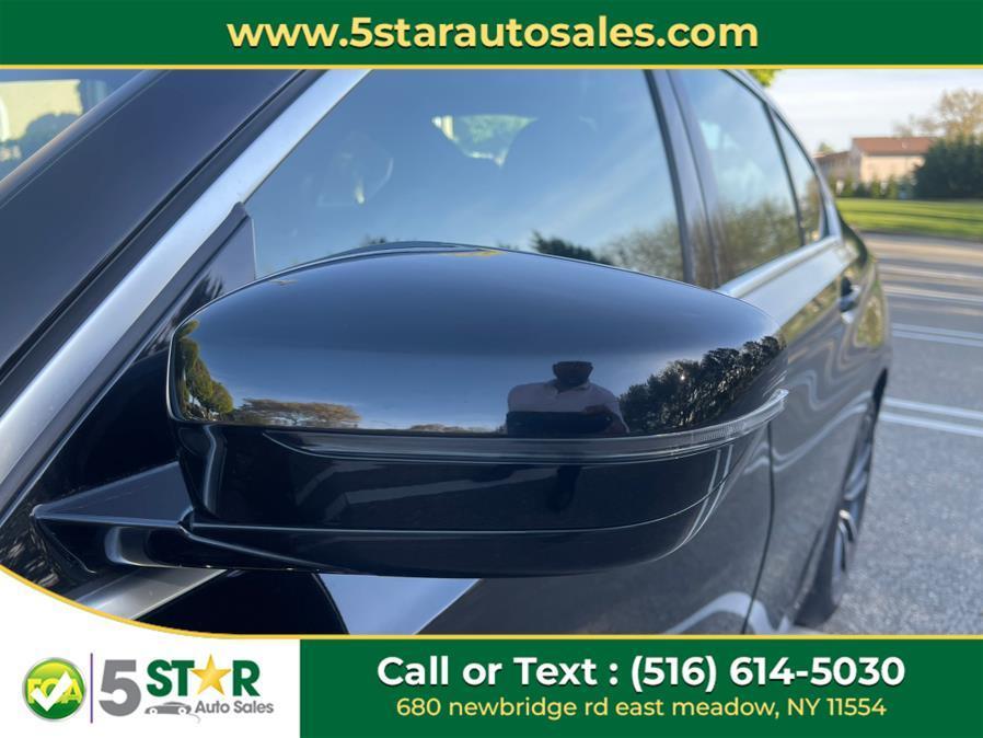 used 2021 BMW 330 car, priced at $21,400