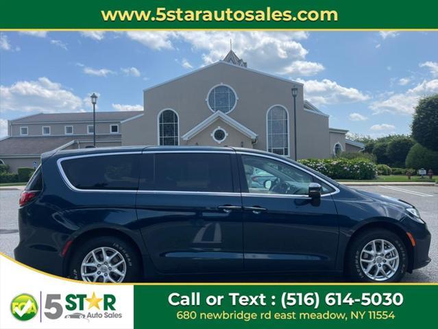 used 2023 Chrysler Pacifica car, priced at $20,500