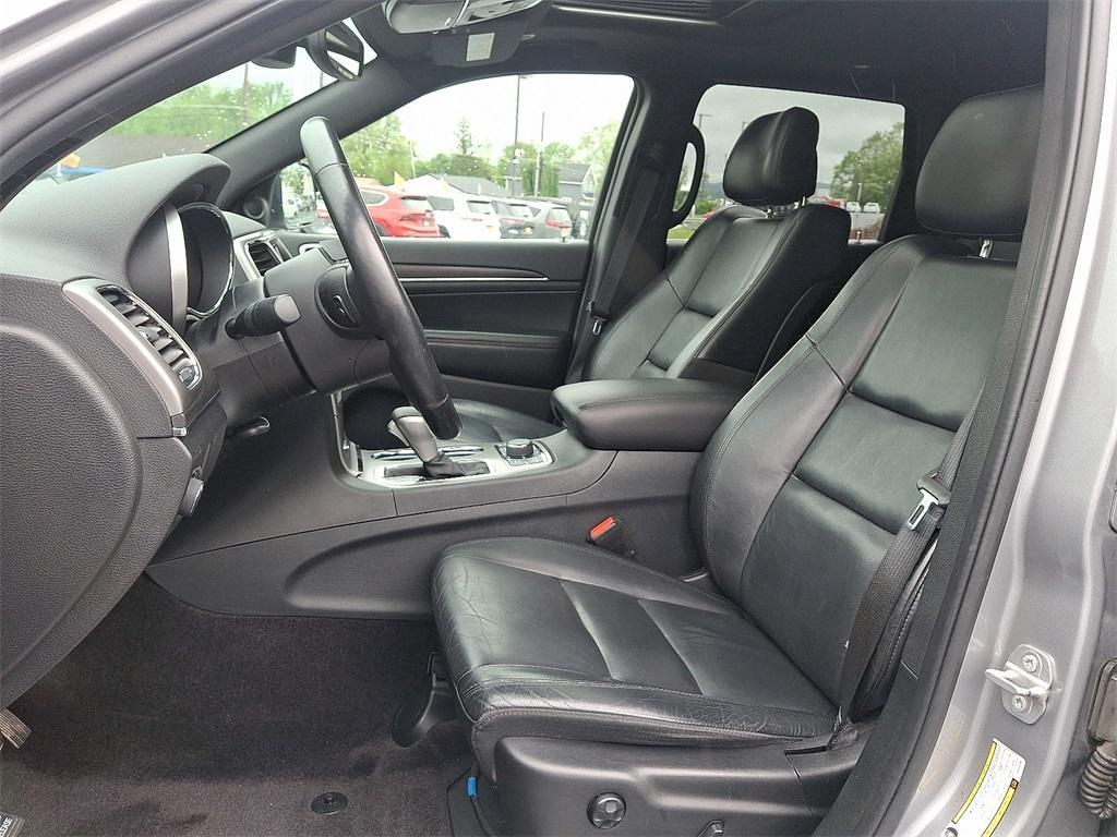 used 2018 Jeep Grand Cherokee car, priced at $14,385