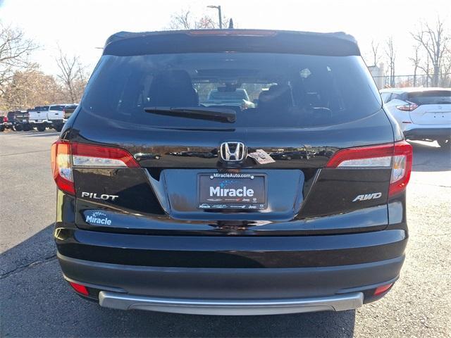 used 2021 Honda Pilot car, priced at $28,020