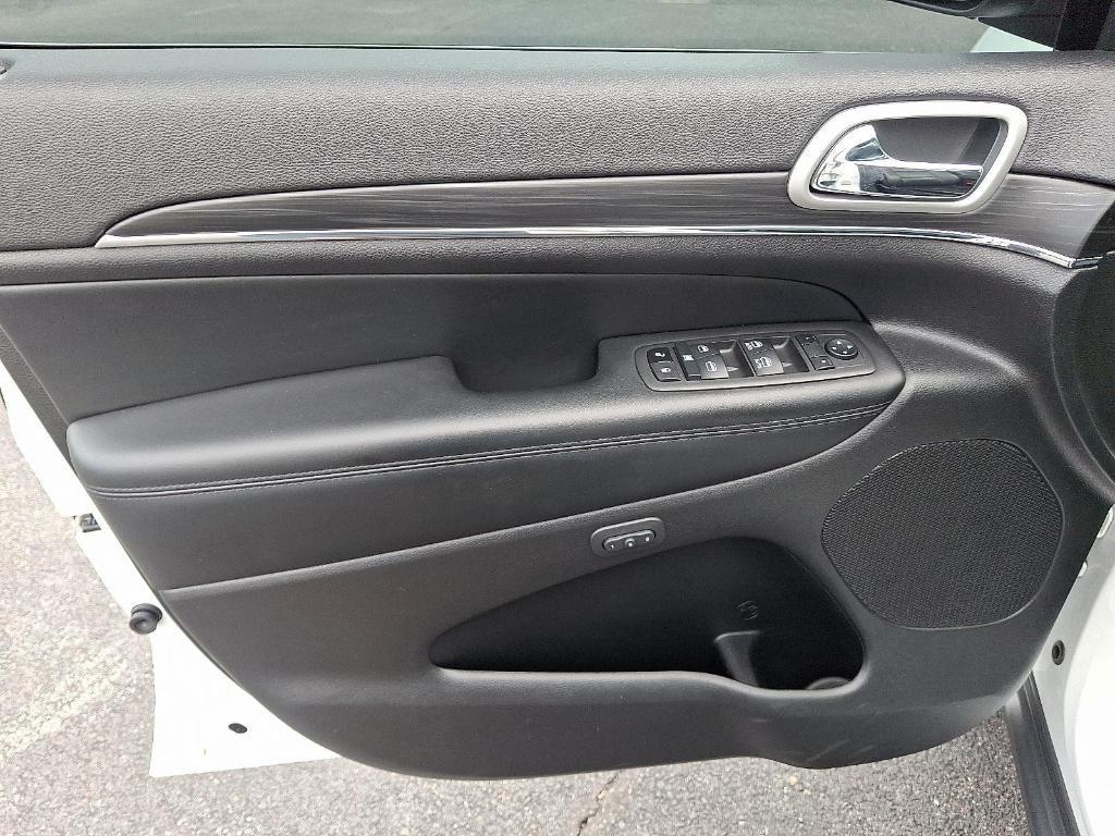 used 2022 Jeep Grand Cherokee WK car, priced at $26,735