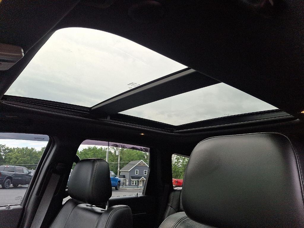 used 2022 Jeep Grand Cherokee WK car, priced at $26,735