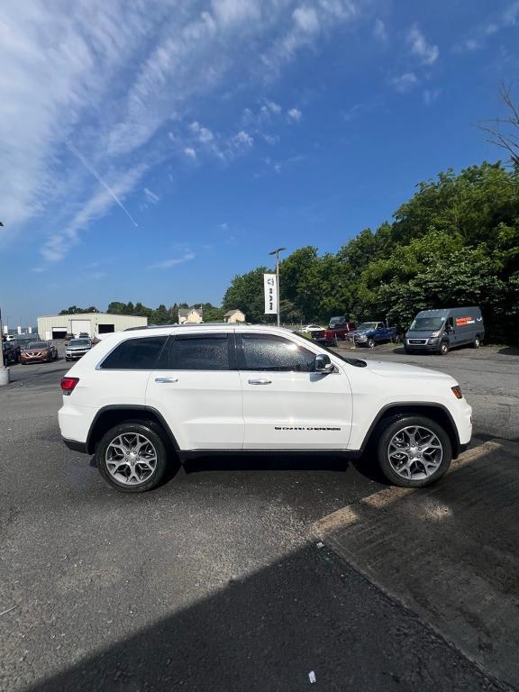 used 2022 Jeep Grand Cherokee WK car, priced at $29,323