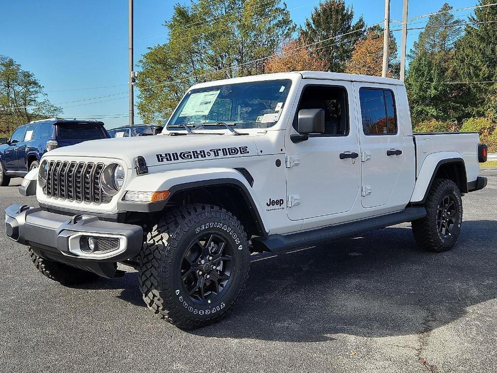 new 2025 Jeep Gladiator car, priced at $43,223