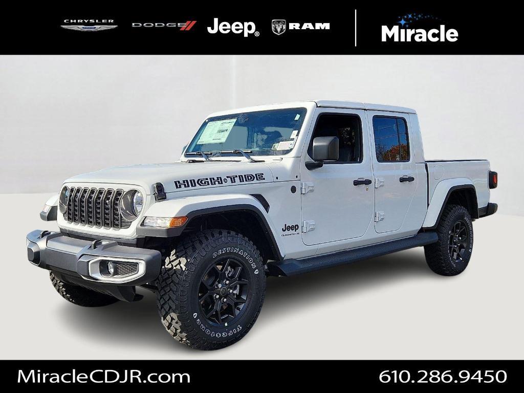 new 2025 Jeep Gladiator car, priced at $43,223