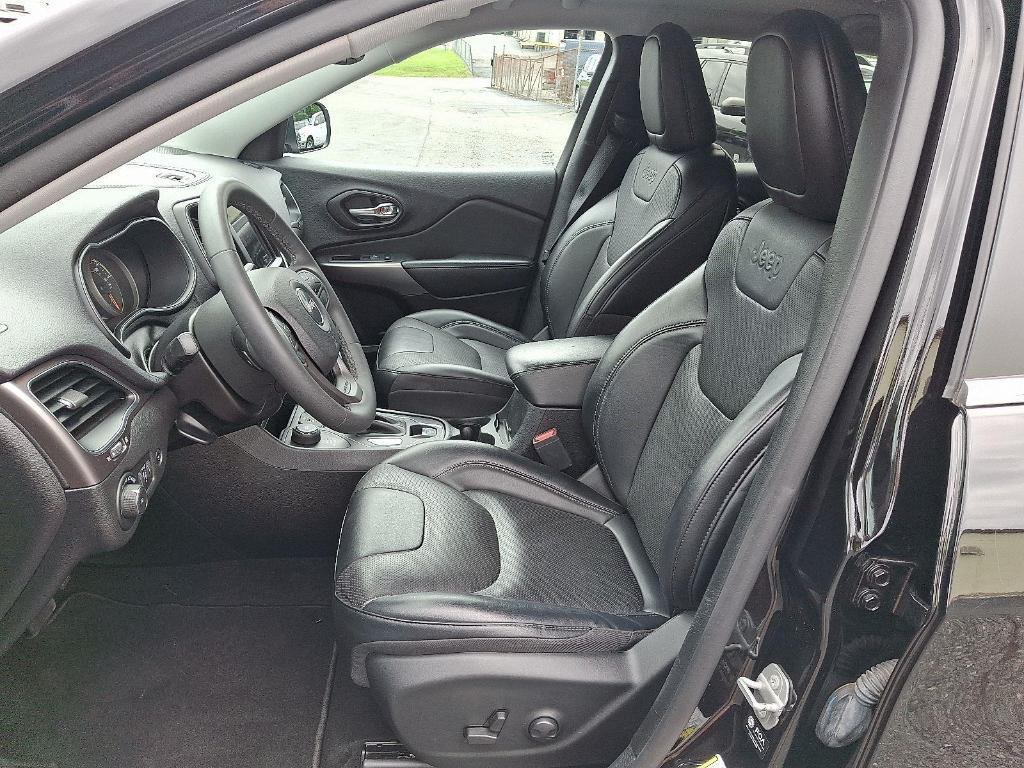 used 2022 Jeep Cherokee car, priced at $24,295