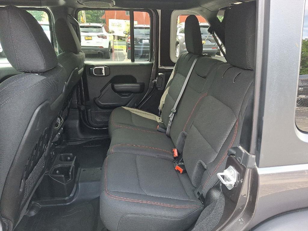 used 2021 Jeep Wrangler Unlimited car, priced at $35,522