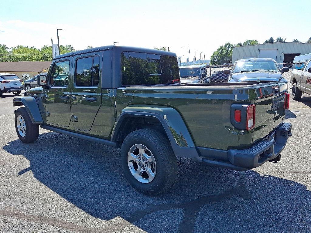 used 2021 Jeep Gladiator car, priced at $31,399