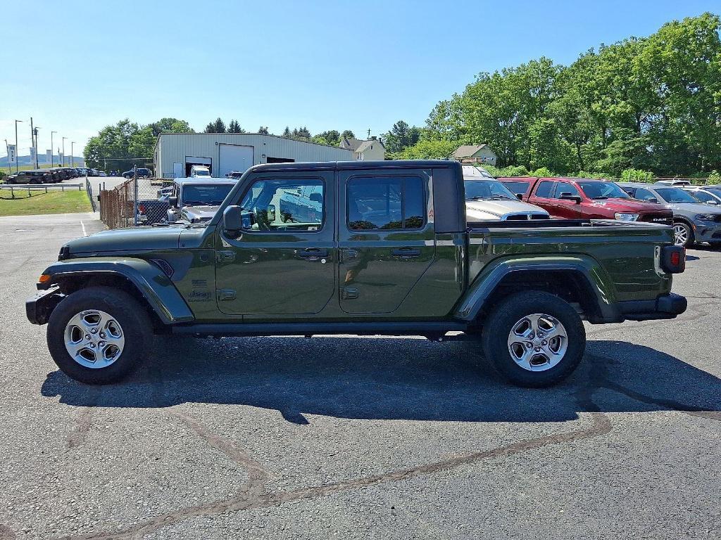 used 2021 Jeep Gladiator car, priced at $31,399