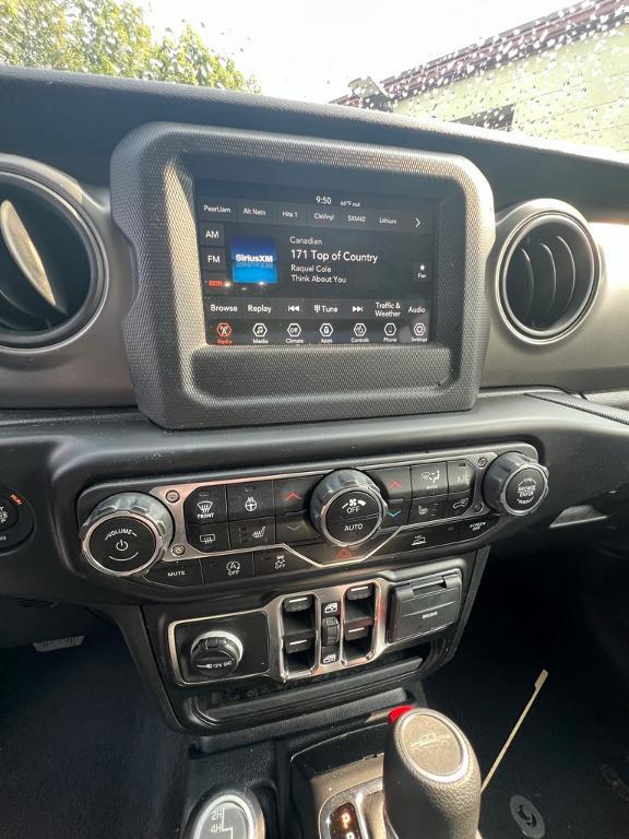 used 2021 Jeep Gladiator car