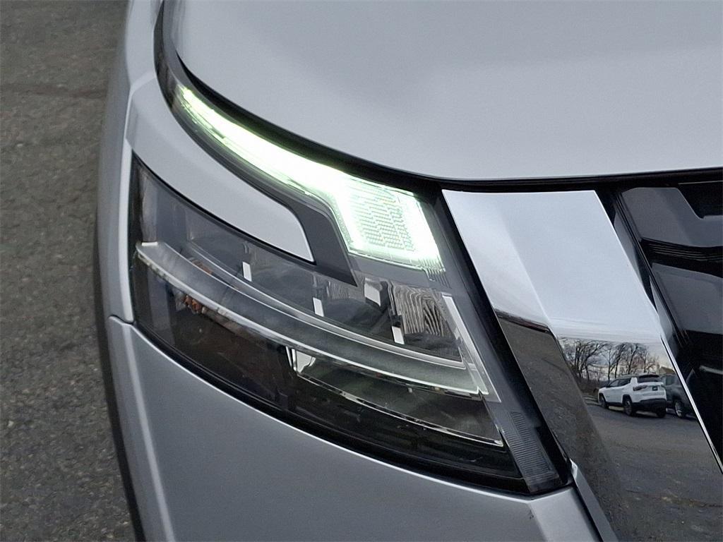 used 2023 Nissan Pathfinder car, priced at $40,896