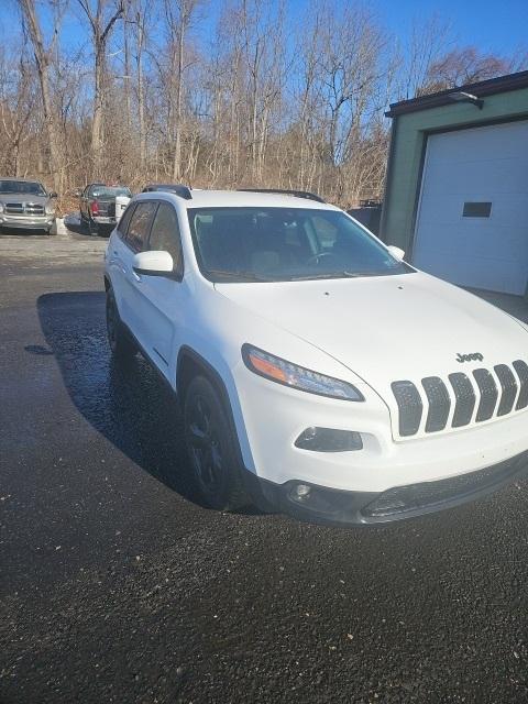 used 2015 Jeep Cherokee car, priced at $8,995