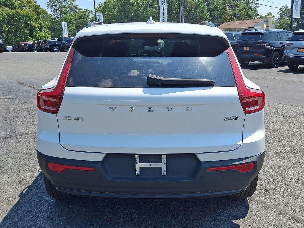 used 2024 Volvo XC40 car, priced at $30,173