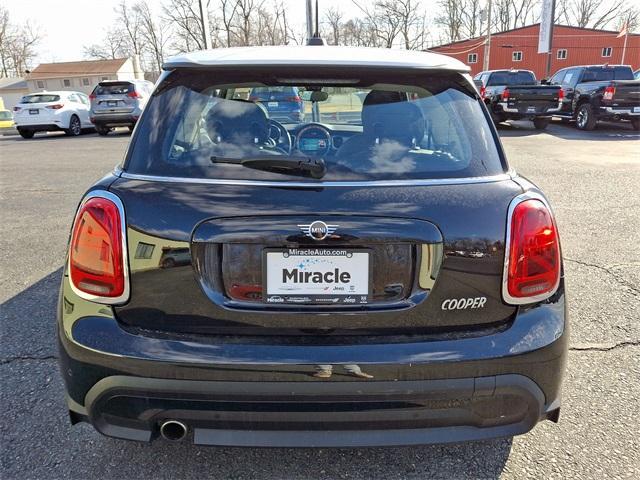 used 2022 MINI Hardtop car, priced at $21,995