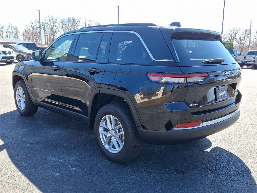 new 2025 Jeep Grand Cherokee car, priced at $38,469