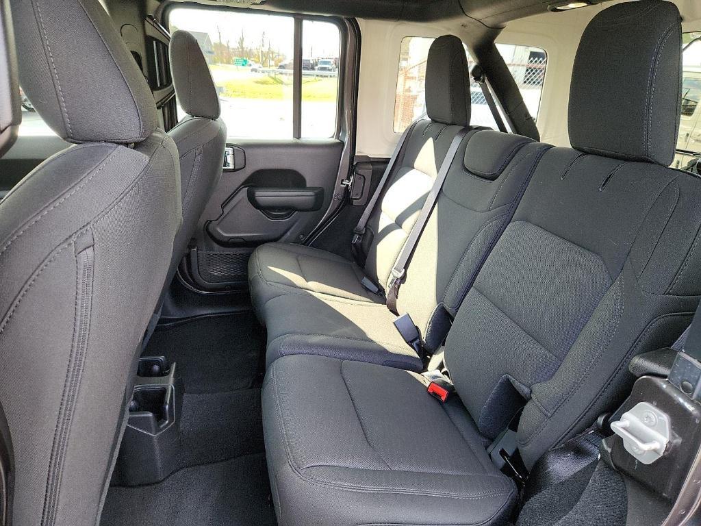 used 2021 Jeep Wrangler Unlimited car, priced at $31,250