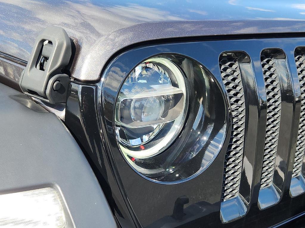 used 2021 Jeep Wrangler Unlimited car, priced at $31,250